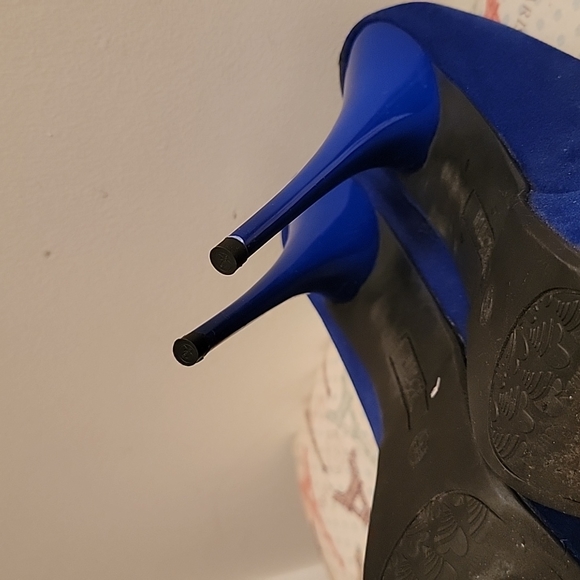 Cobalt Blue heels - Picture 4 of 6